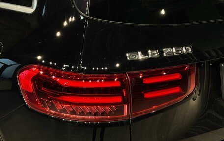 Mercedes-Benz GLB, 2023 год, 4 990 000 рублей, 9 фотография