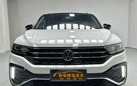 Volkswagen T-Roc I, 2022 год, 1 650 000 рублей, 3 фотография