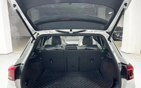 Volkswagen T-Roc I, 2022 год, 1 650 000 рублей, 11 фотография