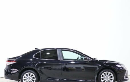 Toyota Camry, 2021 год, 2 375 000 рублей, 4 фотография