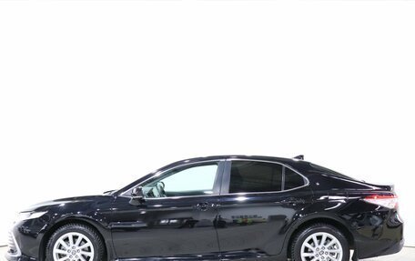 Toyota Camry, 2021 год, 2 375 000 рублей, 8 фотография