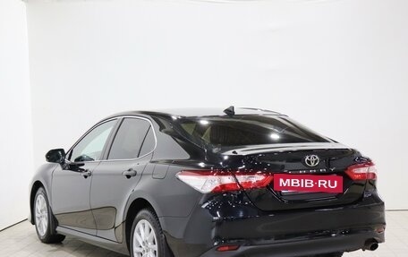 Toyota Camry, 2021 год, 2 375 000 рублей, 7 фотография