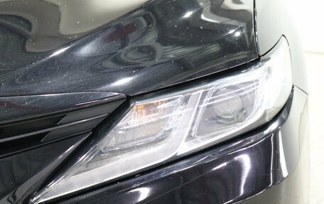 Toyota Camry, 2021 год, 2 375 000 рублей, 11 фотография