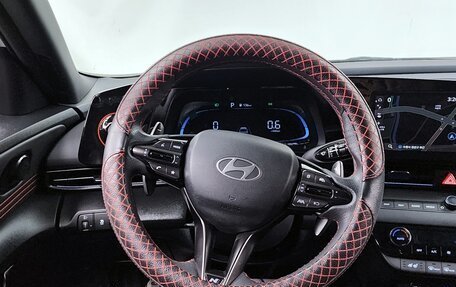 Hyundai Avante, 2023 год, 1 820 000 рублей, 13 фотография