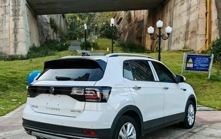 Volkswagen T-Cross I, 2022 год, 1 320 004 рублей, 5 фотография