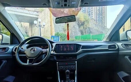 Volkswagen T-Cross I, 2022 год, 1 320 004 рублей, 8 фотография