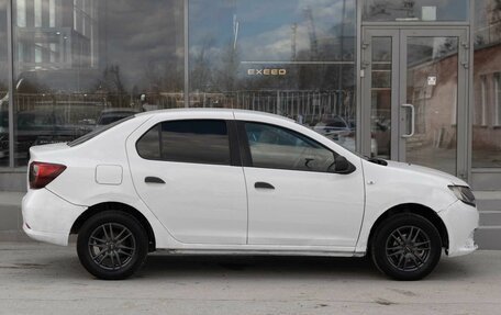 Renault Logan II, 2015 год, 300 000 рублей, 4 фотография