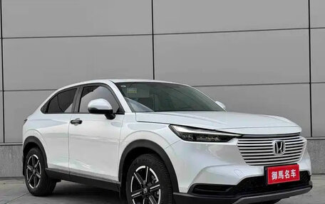 Honda Vezel, 2025 год, 1 950 000 рублей, 3 фотография