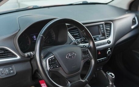 Hyundai Solaris II рестайлинг, 2018 год, 1 386 000 рублей, 11 фотография