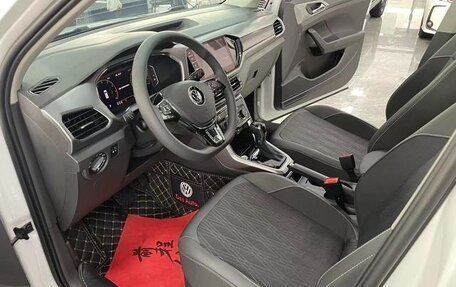 Volkswagen T-Cross I, 2022 год, 1 433 605 рублей, 7 фотография