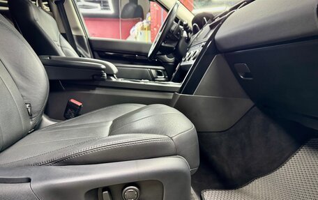 Land Rover Discovery IV, 2017 год, 3 100 000 рублей, 11 фотография