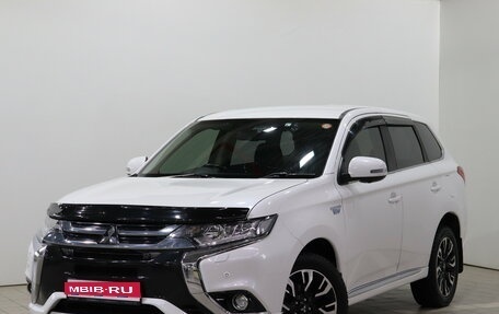 Mitsubishi Outlander III рестайлинг 3, 2017 год, 2 130 000 рублей, 1 фотография