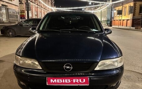 Opel Vectra B рестайлинг, 2000 год, 190 000 рублей, 1 фотография