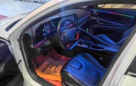 Hyundai Elantra, 2021 год, 1 360 000 рублей, 6 фотография