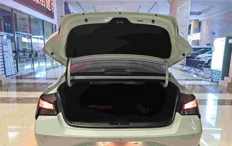 Hyundai Elantra, 2021 год, 1 360 000 рублей, 17 фотография