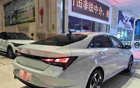 Hyundai Elantra, 2021 год, 1 360 000 рублей, 20 фотография