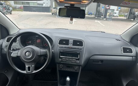 Volkswagen Polo VI (EU Market), 2012 год, 815 000 рублей, 12 фотография