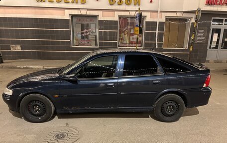 Opel Vectra B рестайлинг, 2000 год, 190 000 рублей, 3 фотография