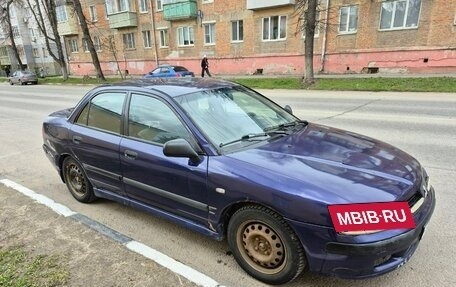 Mitsubishi Carisma I, 2002 год, 160 000 рублей, 2 фотография