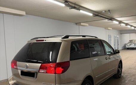 Toyota Sienna II рестайлинг, 2005 год, 1 150 000 рублей, 4 фотография