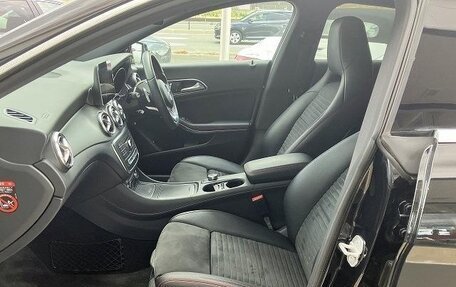 Mercedes-Benz CLA, 2017 год, 1 310 000 рублей, 10 фотография