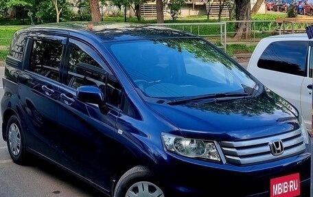 Honda Freed I, 2010 год, 1 200 000 рублей, 1 фотография