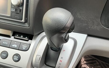 Honda Stream II, 2012 год, 942 000 рублей, 14 фотография