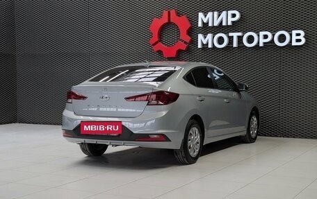 Hyundai Elantra VI рестайлинг, 2019 год, 1 850 000 рублей, 4 фотография
