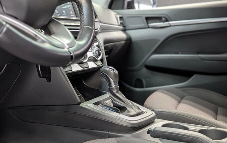 Hyundai Elantra VI рестайлинг, 2019 год, 1 850 000 рублей, 11 фотография