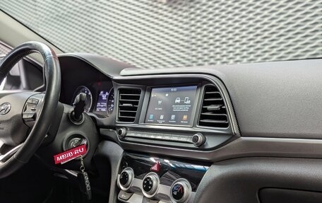 Hyundai Elantra VI рестайлинг, 2019 год, 1 850 000 рублей, 30 фотография