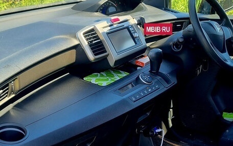 Honda Freed I, 2010 год, 1 200 000 рублей, 11 фотография