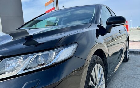 Toyota Camry, 2019 год, 3 300 000 рублей, 2 фотография