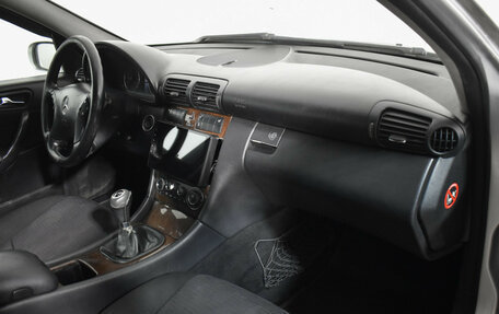 Mercedes-Benz C-Класс, 2004 год, 560 000 рублей, 12 фотография