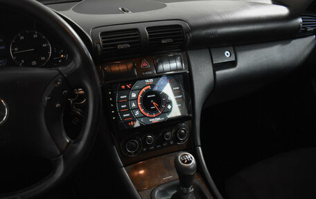 Mercedes-Benz C-Класс, 2004 год, 560 000 рублей, 17 фотография