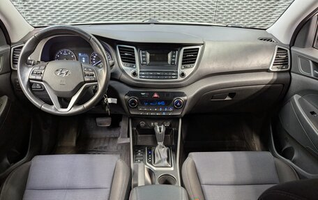 Hyundai Tucson III, 2017 год, 1 799 000 рублей, 13 фотография