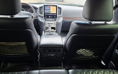 Toyota Land Cruiser 200, 2018 год, 9 000 000 рублей, 10 фотография