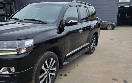 Toyota Land Cruiser 200, 2018 год, 9 000 000 рублей, 5 фотография