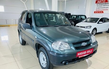 Chevrolet Niva I рестайлинг, 2019 год, 859 000 рублей, 3 фотография