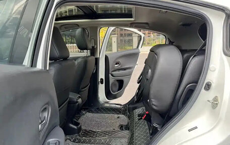 Honda Vezel, 2022 год, 1 272 000 рублей, 11 фотография