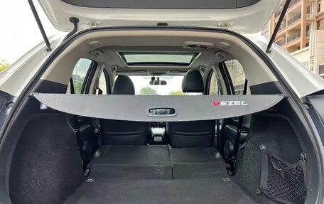 Honda Vezel, 2022 год, 1 272 000 рублей, 12 фотография