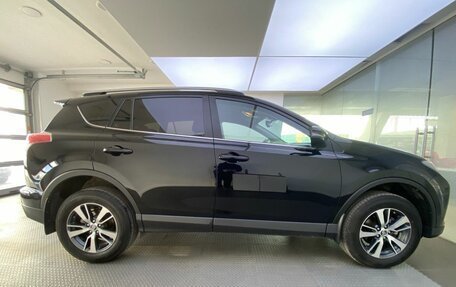 Toyota RAV4, 2019 год, 2 649 000 рублей, 4 фотография