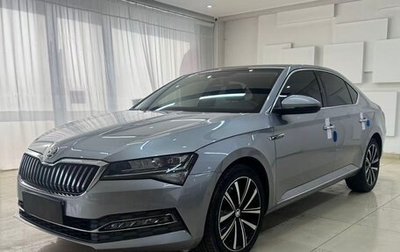 Skoda Superb III рестайлинг, 2022 год, 1 970 000 рублей, 1 фотография
