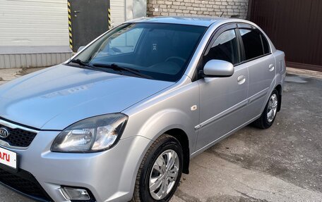 KIA Rio II, 2010 год, 545 000 рублей, 1 фотография