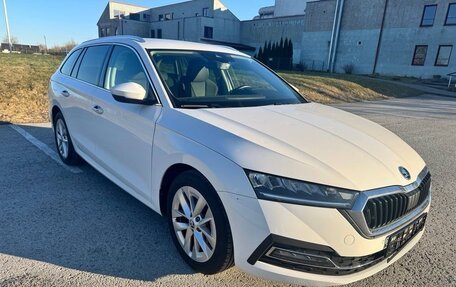 Skoda Octavia IV, 2022 год, 1 890 000 рублей, 1 фотография