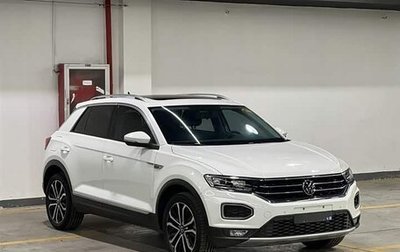 Volkswagen T-Roc I, 2022 год, 1 530 000 рублей, 1 фотография