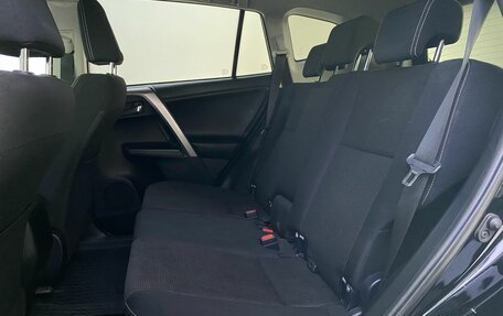 Toyota RAV4, 2019 год, 2 649 000 рублей, 12 фотография