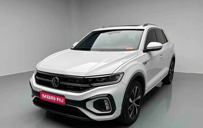 Volkswagen T-Roc I, 2022 год, 1 440 000 рублей, 1 фотография