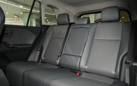 Toyota RAV4, 2026 год, 4 150 000 рублей, 21 фотография