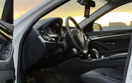 BMW 5 серия, 2013 год, 1 395 000 рублей, 12 фотография