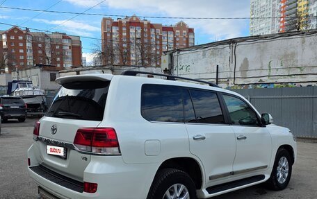 Toyota Land Cruiser 200, 2019 год, 7 650 000 рублей, 4 фотография